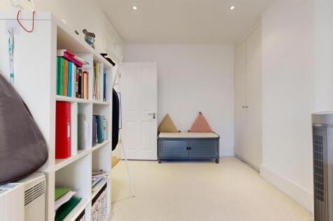 20PCBedroom3.3.jpg