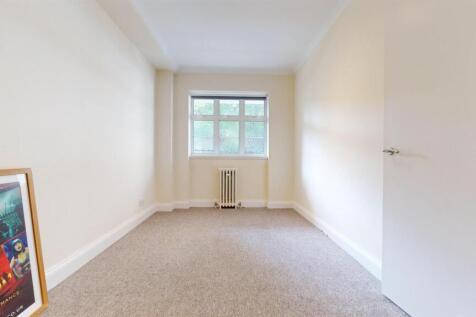 30RCbedroom2.2.jpg