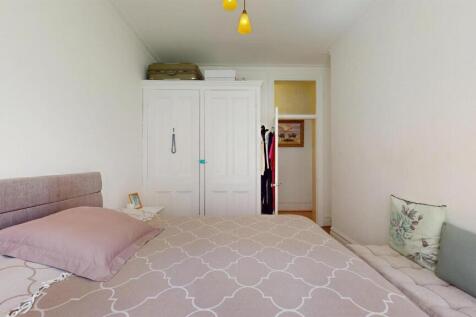 65SMMbedroom2.4.jpg