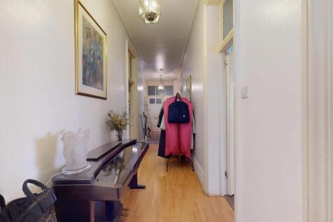 65SMMhallway2.jpg