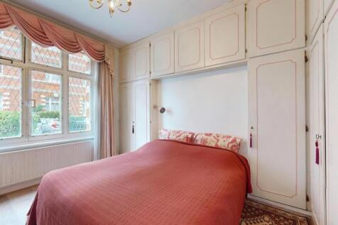 65SMMmasterbedroom.jpg