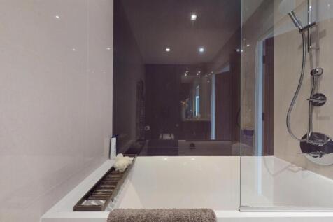 Longfieldave.bathroom3.jpg