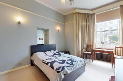 32ERMasterbedroom.jpg
