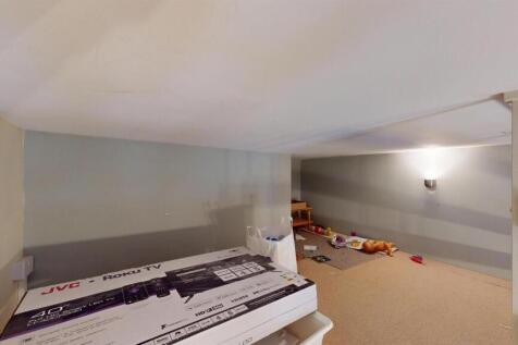 32ERbedroom2.4.jpg