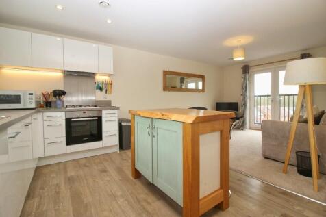 Living Room/Kitchen