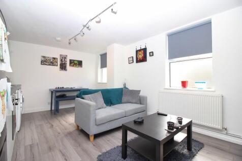 Living Room/Kitchen