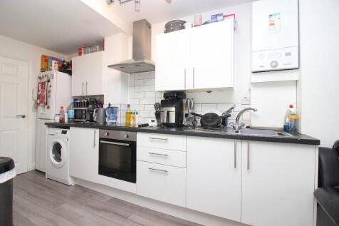 Living Room/Kitchen