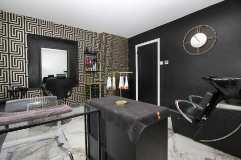 Salon/Reception