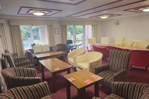 Communal Lounge