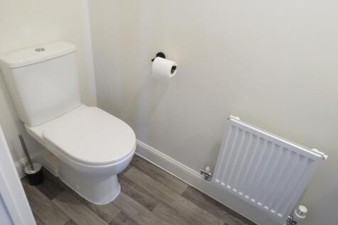Cloakroom/wc