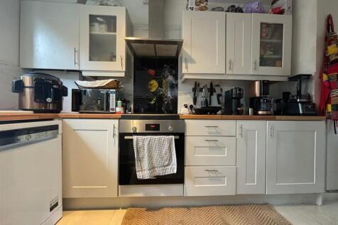 Kitchen, 2.jpeg