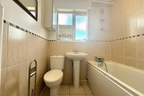 Bathroom.jpeg