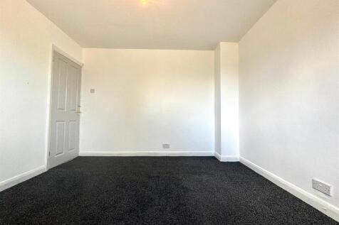 Bedroom 1, 1.jpeg