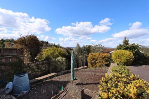 Side aspect garden
