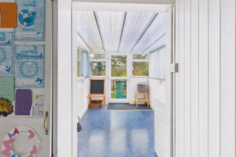 Kitchen to conservatory