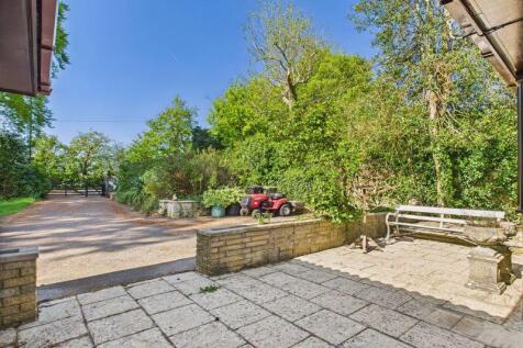 Front patio area