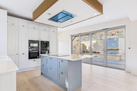 Kitchen living area