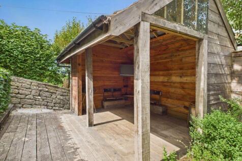 Outbuilding