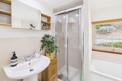 Ensuite bathroom