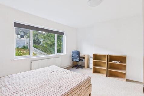 Sitting room / Bedroom