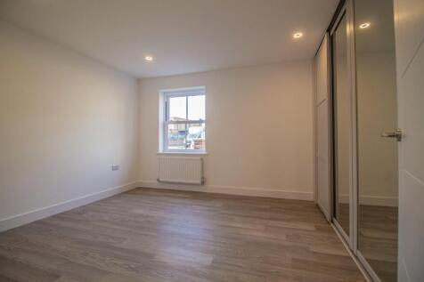 Apartment 1_Saddler&#39;s Court [Bedroom One] 01.jpg