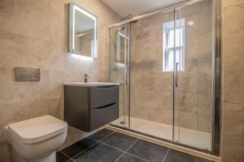 Apartment 1_Saddler&#39;s Court [Shower Room] 01.jpg