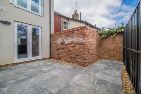 Apartment 1_Saddler&#39;s Court [Private Courtyard Gar