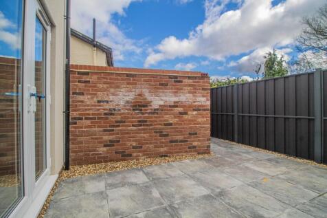 Apartment 1_Saddler&#39;s Court [Private Courtyard Gar