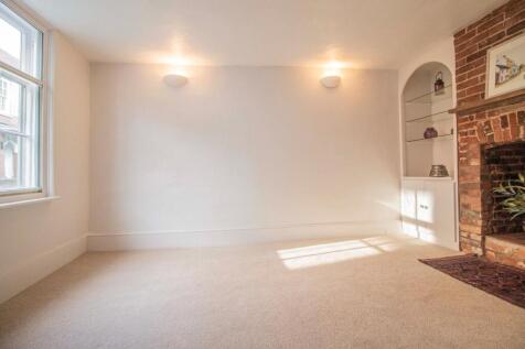Cobbler&#39;s Cottage, Sparhawk Street [Dining Room] 0