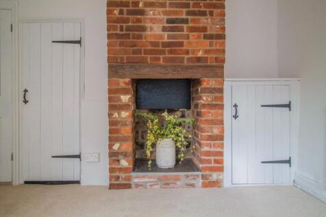 Cobbler&#39;s Cottage, Sparhawk Street [Sitting Room] 