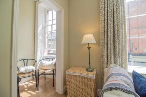 19b Abbeygate Street [Study Alcove] 02.jpg