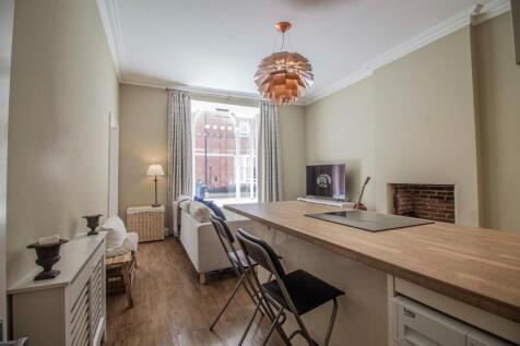 19b Abbeygate Street [Breakfast Dining Bar] 02.jpg