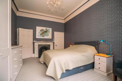 14 Guildhall-21 [Bedroom One[ 01.jpg
