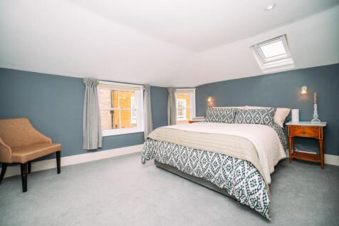 14 Guildhall-05 [Bedroom Three] 02.jpg