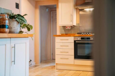 The Jolly Toper, 13 Southgate Street [Kitchen] 02.