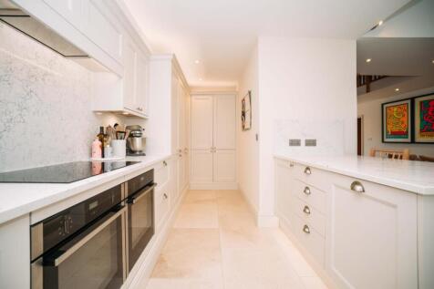 2 Grange Farm Barns [Kitchen] 3.jpg