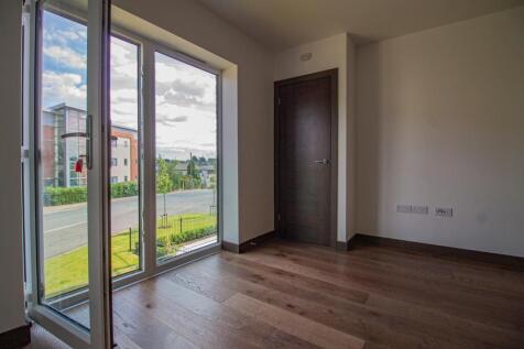 14 Harland Court, Miller&#39;s Quarter [Juliet Balcony