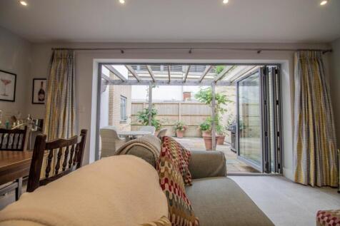 Apartment 1_Lawrence House [Open-Plan Living Room]
