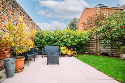 9018680-106873-134031991097833894-113f0c32-c53b-69