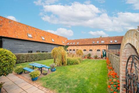 Clam Farm Barn-05.jpg