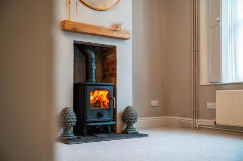 16a Garland Street [Fireplace Detail Shot].jpg