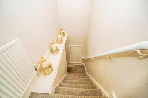 16a Garland Street [Stairwell] 01.jpg