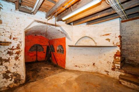 16a Garland Street [Cellar] 01.jpg