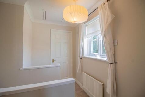 56 Cotton Lane [Landing 01].jpg