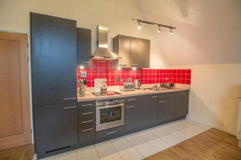 10 Ording House, Bury St. Edmunds [Kitchen] 01.jpg