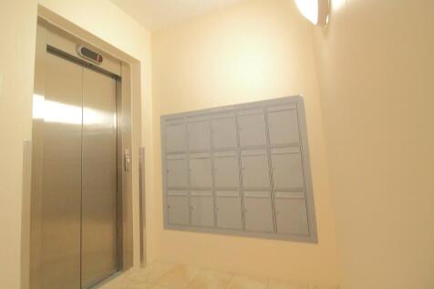 10 Ording House [Lift].JPG