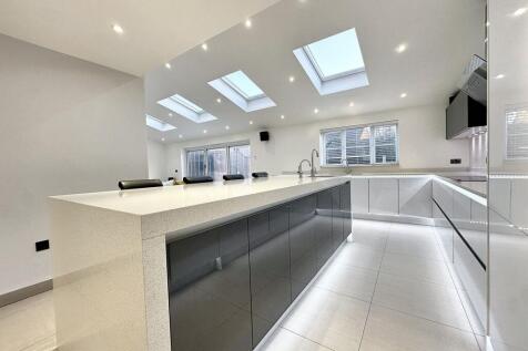 Kitchen/Breakfast/Family Room