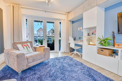 Lounge/Bedroom 4