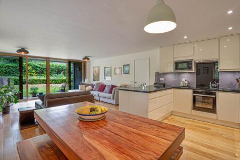 Open-Plan Kitchen/Living Area