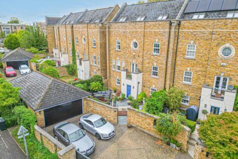 Double Garage &amp; Parking